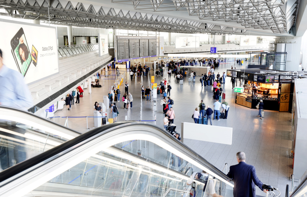 Mietwagenrückgabe Terminal 1 - Flughafen Frankfurt www.fraport.com